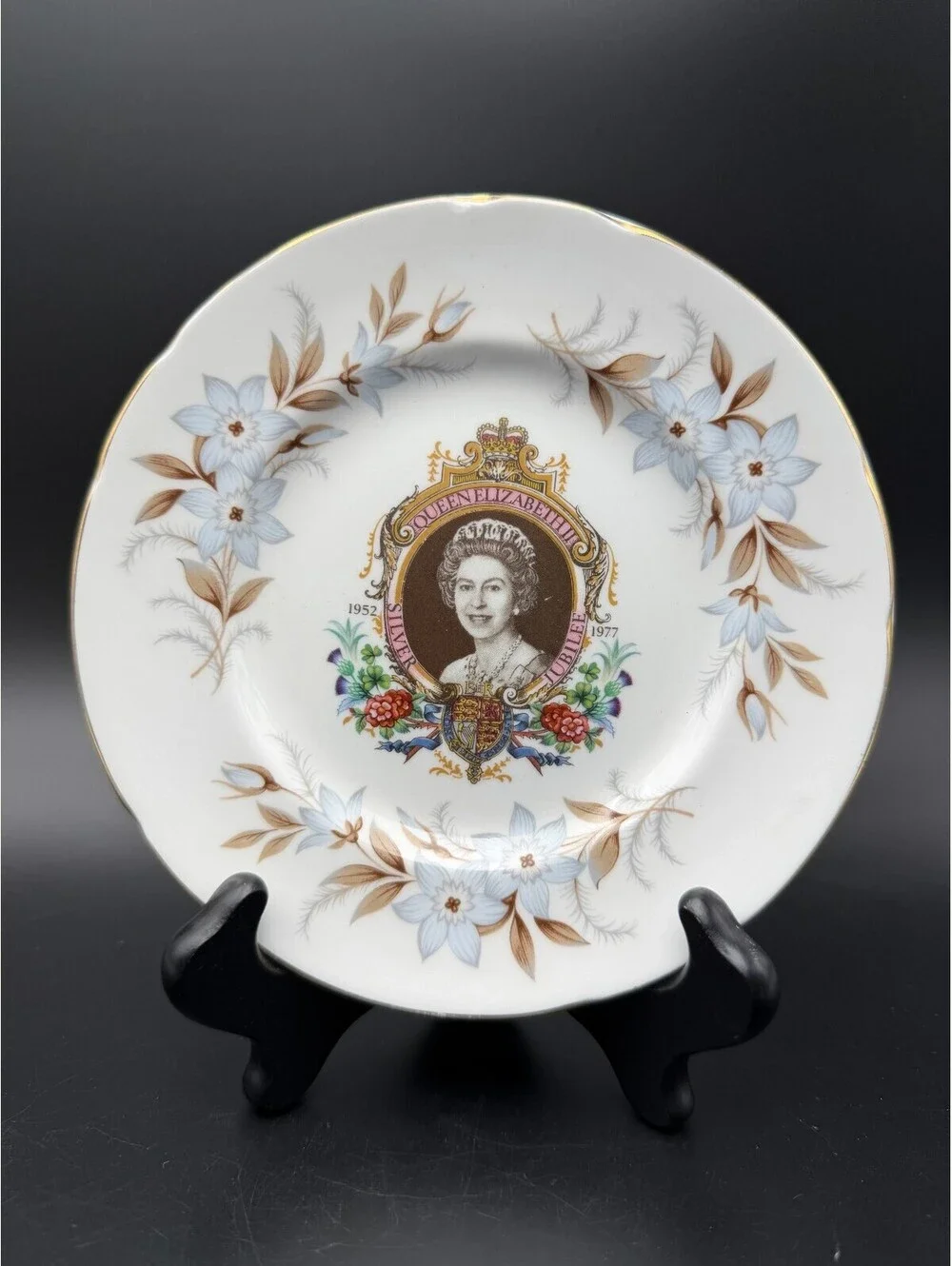 The Royal Standard vintage royal